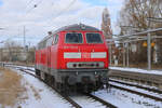 Am 18.2.2026 beförderte die DB 218322-6 den Intercity von Lübeck bis Rostock als Vorspannlok für eine DB 101. Diese hatte den Zug von Hamburg bis Lübeck gebracht. Hier hat die 218 um 11.36 Uhr abgekuppelt und setzt auf die andere Zug Seite um.