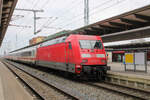 101 087 am Zugschluss des IC 2265 in Rostock Hbf (14.04.2026)