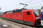 DB 120 113-6 vor dem IC 184 nach Stuttgart Hbf beim Zwischenhalt in Rottweil.