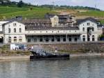 Bahnhof Rdesheim(Rhein), im Hintergrund die Seilbahn zur Germania; 120829