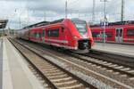 in Brandenburg sind die neuen Mireo-Triebzüge von Siemens, hier im Oktober 2023 der 463 600 im Bahnhof Ruhland, sehr zahlreich vertreten