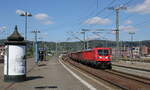 DB 187 130 mit einem gemischten Güterzug Richtung Bamberg, am 24.08.2022 in Saalfeld (S).