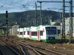 VT 303 und ein weiterer 650er der EB, erreichen am 08.Juli 2012 als EB von Leipzig Hbf, den Bahnhof Saalfeld(Saale)