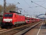 189 089 mit Auto-Ganzzug in die Niederlande in Salzbergen, 09.04.15