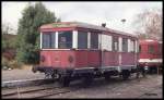 Alter Triebwagen Beiwagen im Bahnhof Salzwedel am 29.8.1993 ohne Beschriftung.