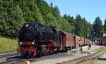 99 222 wartet am 01.07.15 in Schierke auf die Ausfahrt zum Brocken.