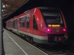 DB VT 623 023 steht mit dem RE 4 nach L�beck Hbf in Sch�nberg (Mecklenburg), 30.09.2026.