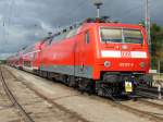 120 207 6 mit einem RE im ehemaligen Gterbahnhof von Schwerin am 08.10.2012