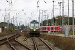 193 218 (Siemens Vectron) der Salzburger EisenbahnTransportLogistik GmbH (SETG) ist im Bereich des Bahnhofs Stendal abgestellt.