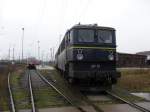 Zwei E-Loks der WAB standen am 12.12.2009 im Bw Stendal.
Standpunkt Bahnsteig 1b in Stendal.