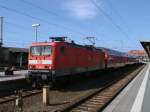 114 036 wartete mit dem RE 18315 nach Elsterwerda,am 01.April 2011,in Stralsund auf Anschlureisende.