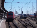 Der Bahnhof Stralsund,am 01.April 2016,mit 101 019 und dem IC 2212 Koblenz-Binz.