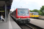 Wittenberger Steuerwagen mit 111 163 als RE 19915 nach Nürnberg in Stuttgart Hbf
am 4.6.17