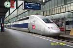 Ein TGV POS im Stuttgarter Hauptbahnhof er fuhr um 12:55 Uhr ab.
