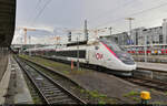 4708 (TGV 310015 | 93 87 0 310 015-7 F-SCNF | Alstom TGV Euroduplex) beim Zwischenhalt in Stuttgart Hbf auf Gleis 14.