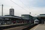 Noch ist der Stuttgarter Hbf oberirdisch, jetzt werden wahrscheinlich Jahrzehnte lang Baustellen und Zugversptungen die Stuttgarter Bahn prgen, bis der neue Durchgangsbahnhof endlich fertiggestellt ist. Aber bis dahin mssen die Gleise trotzdem instandgehalten werden, was im Moment leider etwas vernachlssigt wird, sodass schon der zweite IC in diesem Jahr entgleist ist. (26.09.12)