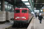 115 350-1 kurz nach der Ankunft am 01.03.2013 mit dem Pbz 2460 (Mnchen Pasing - Stuttgart Hbf) im Endbahnhof.