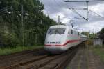 401 575-6 setzt  am 31.7.2007 seine Fahrt fort,nachdem er in Tornesch auf dem Ausweichgleis gewartet hatte 