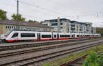 In voller L�nge pr�sentiert sich der Talent 3 Plus 6442 402 am 17.10.2026 im Bahnhof T�bingen