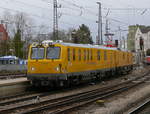 Der dieselbetriebene Oberleitungsmesszug 720 302 der DB Netz Instandhaltung fuhr am 2.3.20 um 14:25 Uhr durch den Ulmer Hbf.