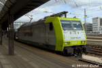 185 550-1 durchfährt mit einem Güterzug Ulm HBF, aufgenommen am 08-09-2013