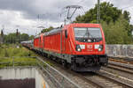DB Cargo 187 128 mit dem Andernacher Stahlzug in Viersen am 28.07.2025