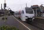 429 120 ist als RE (Süwex) Koblenz - Mannheim unterwegs und hat gerade den Bahnhof Völklingen Saar erreicht.