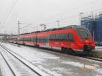 Neue S-Bahnen für Rostock: 442 841 mit S3 nach Güstrow in Warnemünde Werft am 30.01.2013