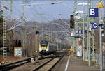 Einfahrt eines MEX 18 Talent II-Triebzuge -     8442 603 als MEX 18 in den Bahnhof Wendlingen auf der Fahrt nach Tübingen.