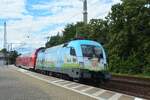 182 002 machte 2020 bereits Werbung für den RE1. Hier steht 182 002 mit dem RE1 in Werder auf den Weg nach Berlin.

Werder 11.07.2020