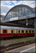Abschied Intercity 1: Am 10.10.2026 steht DB Museum Intercity 1979 Hamburg-Altona - Wiesbaden zur Abschiedsveranstaltung im Hauptbahnhof der hessischen Landeshauptstadt.