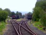 Blick in den Bahnhof Wiesbaden-Dotzheim mit abgestellten Wagen der NTB; 07.08.2007