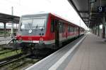 628 410 steht am 22.05.13 startbereit Richtung Biblis in Worms Hbf auf Gleis 9.