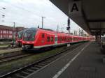 04.10.2013 - Mainfrankenbahn 440 038-8 Einfahrt in den Wrzburger Hauptbahnhof in Dreifachtraktion zur Bereitstellung. Im Hintergrund der abgestellte 440 324-2.