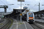 462 040 unterwegs als RE4 nach Dortmund Hbf, hier im Februar 2021 bei der Abfahrt vom Hauptbahnhof Wuppertal.