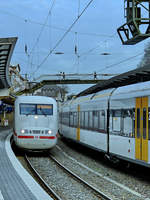 Ein ICE 1 (401 587) war im Februar 2021 bei der Ankunft am Hauptbahnhof Wuppertal zu sehen.