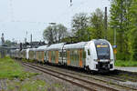 Das Elektrotriebzugduo 462 083 & 462 002 war Ende April 2022 in Wuppertal-Barmen auf dem Ferngleis unterwegs.
