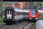 Nachschuss auf einen SBB-Fernzug, gleichzeitig kommt 1440 315-8 als S8 nach Neuss gerade in Wuppertal-Unterbarmen an.