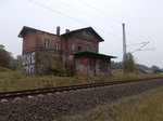 Ehemaliges Bahnhofsgebäude von Neddemin(Strecke Stralsund-Neustrelitz)am 17.Oktober 2016.