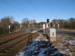 Bahnbergang km 253,9 zwischen Bergen/Rgen und Lietzow am 12.Februar 2011.Bei uns Einheimischen wird der B auch B Storchennest genannt da sich in der Nhe ein Storchennest befindet.