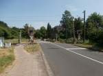 Der Bahnübergang Viehgasse mit stiller Blinkanlage in Meerbusch Osterath am 8.6.14    Meerbusch Osterath 08.06.2014