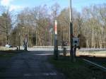 Der Bahnübergang Schwarzenpfost gelegen zwischen Rövershagen und Gelbensande(Strecke Rostock-Stralsund)am 23.Februar 2014.