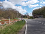 Direkt am Bahnübergang,für die B 197,liegt der Bahnhof Sponholz,auch ein bekannter Blitzerort in Mecklenburg Vorpommern.Aufnahme vom 17.April 2016.