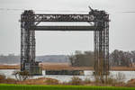 Das historische Denkmal der Eisenbahnhubbrücke Karnin verband das Festland mit der Insel Usedom bei Ducherow.