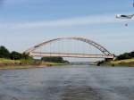 Eisenbahnbrücke der Strecke Lüneburg - Lauenburg - Lübeck über den Elbe-Seitenkanal bei Scharnebeck; (vom Boot aus fotografiert), 07.08.2008