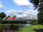 Vor dem Steuerwagen eine 101er am InterCity IC 2213 in Richtung Hamburg auf der Brcke ber den Elbe-Lbeck-Kanal in Bchen, am Zugende luft eine 120er (s.