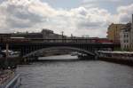 Die Spreebrcke der Hochbahn  am Bahnhof Friedrichstrae stammt m.E.