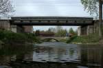 Die Brcke ber die Ilm in Groheringen an der Strecke Groheringen - Camburg am 29.04.2012 gegen 10:46 Uhr  von der Saale aus aufgenommen.