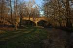 Eine typische  Sandsteinbogenbrücke im Triebischtal Nähe Munzig  an der Strecke Nossen - Meißen.27.12.2013 15:22 Uhr.