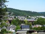 EISENBAHNVIADUKT NIEDERDIELFEN/SIEGERLAND  Während der größere Viadukt der SIEG-DILL-Strecke außerhalb des Ortes  WILNSDORF-RUDERSDORF liegt,überspannt der NIEDERDIELFENER